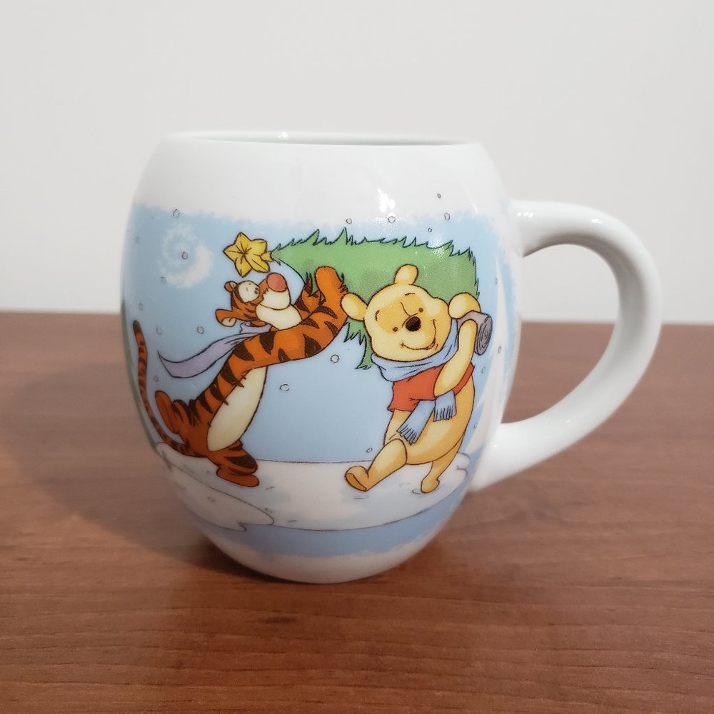 Disney Mug Winnie The Pooh Christmas Tigger Eeyore Piglet Winter Snow Enesco